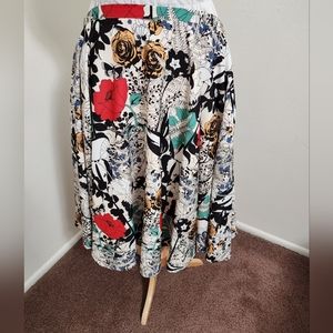 Modcloth Dupenny Ikebana For All skirt in Floral 2X.